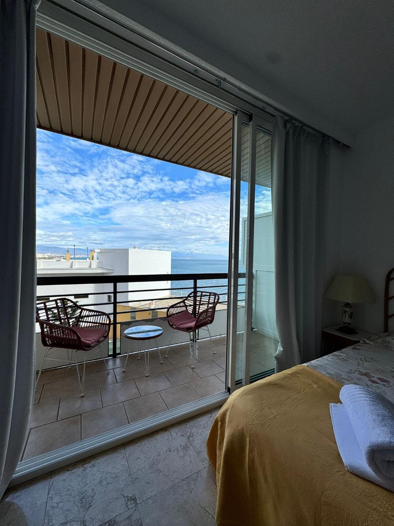 Castillo Santa Clara Estudio Con Vistas Laterales Al Mar Torremolinos Exterior foto